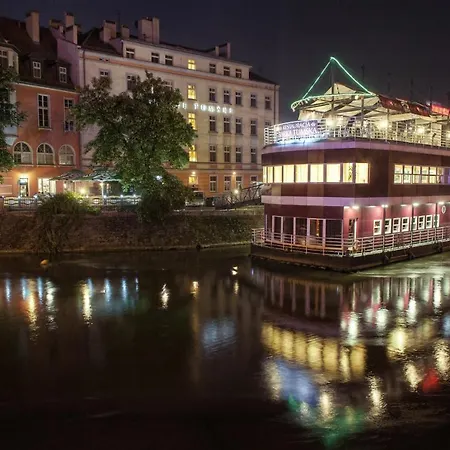 Hostel Schronisko Na Wyspie