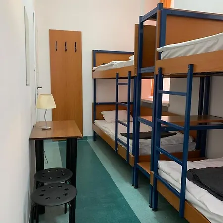 Schronisko Na Wyspie * Wrocław