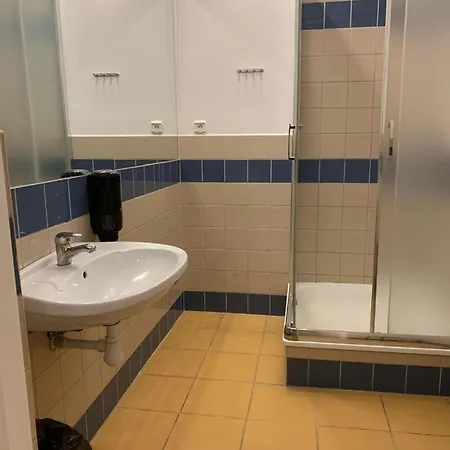 Hostel Schronisko Na Wyspie