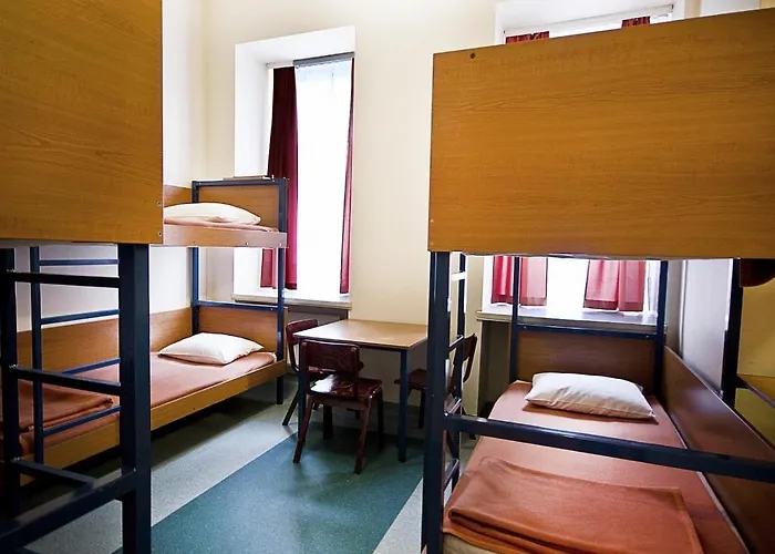 Schronisko Na Wyspie Ostello *