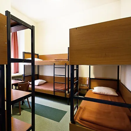 Schronisko Na Wyspie Albergue