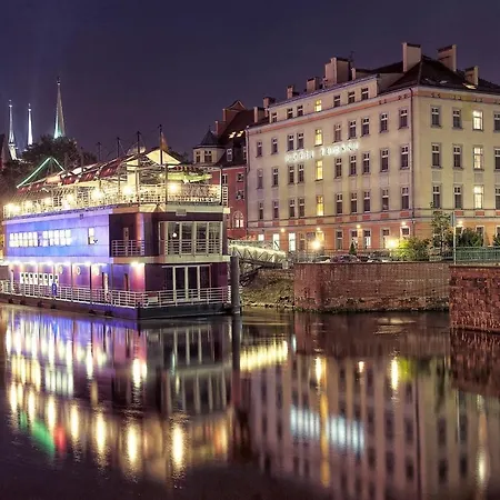 Schronisko Na Wyspie Vandrerhjem Wrocław