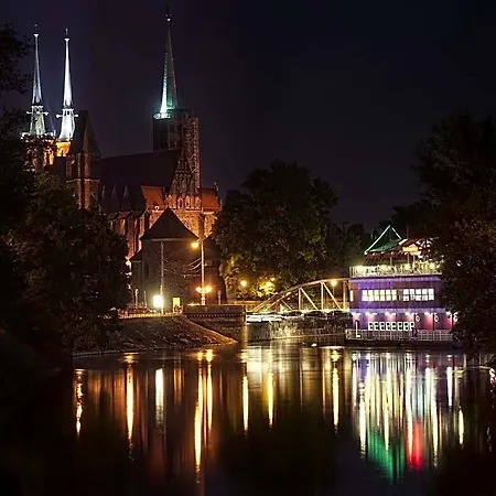 Hostel Schronisko Na Wyspie Wroclaw