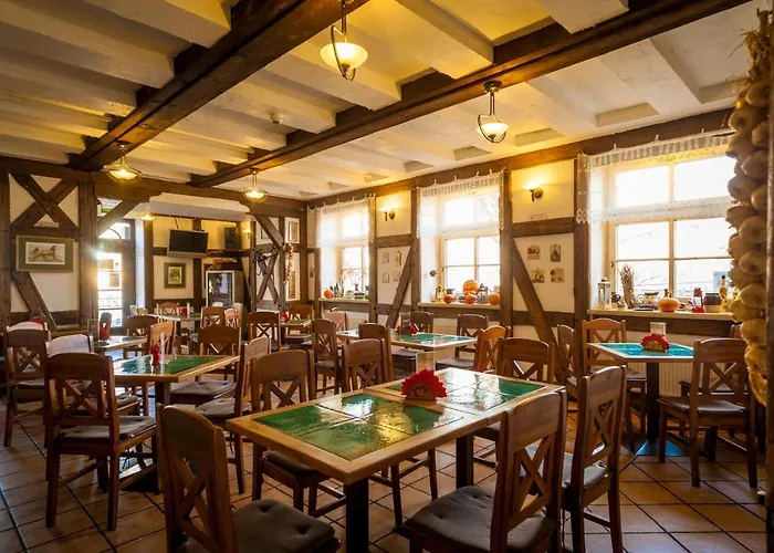 Schronisko Na Wyspie Hostel *