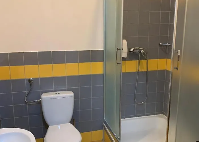 Schronisko Na Wyspie *