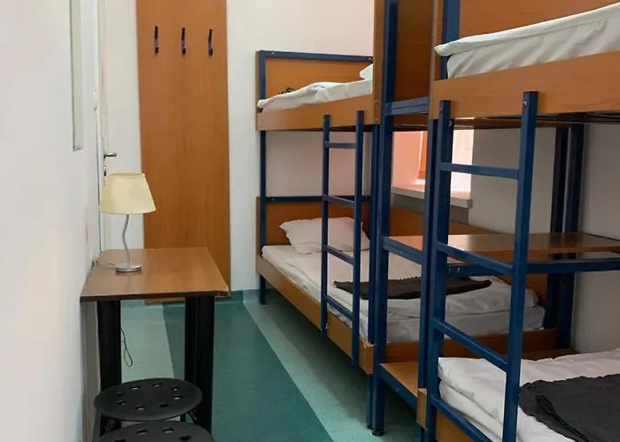 Schronisko Na Wyspie * Breslau