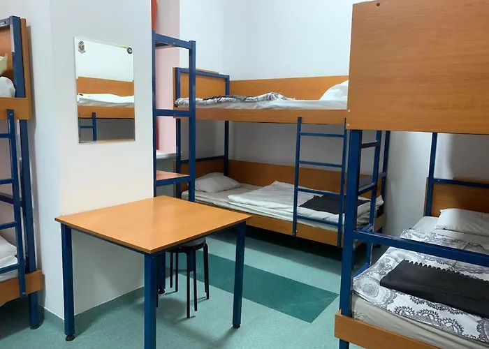 Schronisko Na Wyspie Breslau